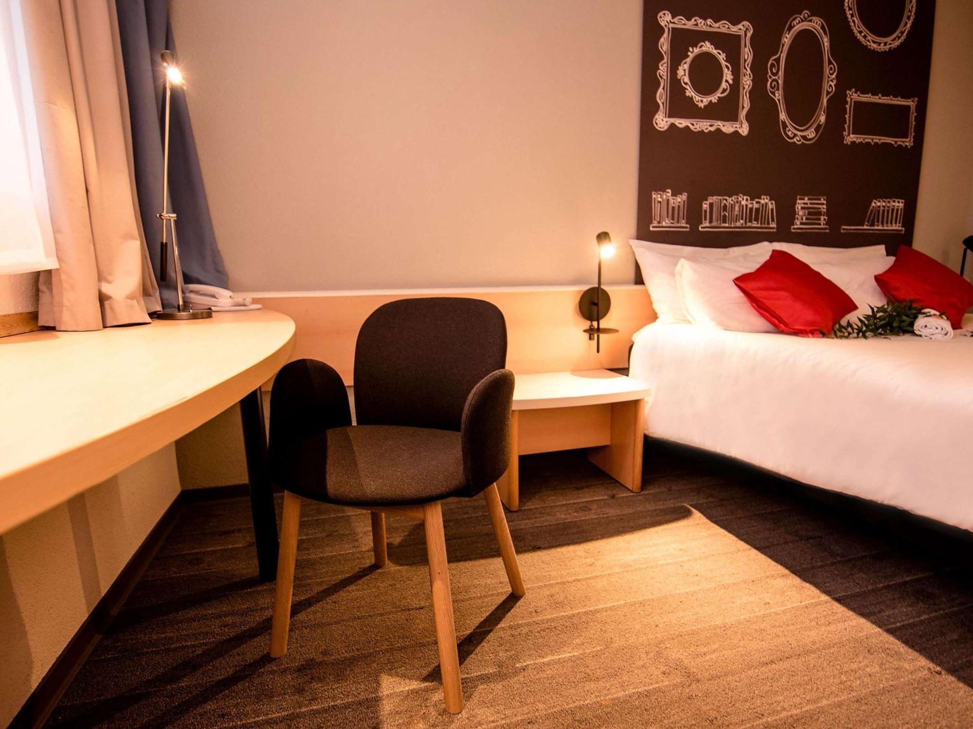 Ibis Stare Hotel 2*